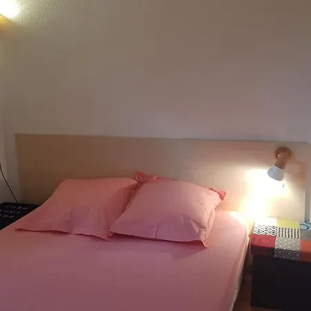 Appartement Duplex 44m² Avec Terrasse De 8m² Acces Direct Mer/pisci/parking Privatif Surveille Six-Fours-les-Plages