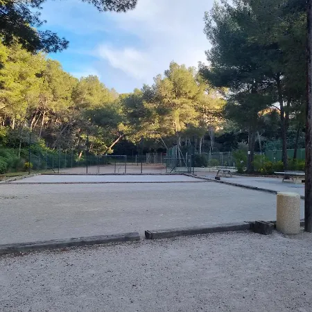 Duplex 44m² Avec Terrasse De 8m² Acces Direct Mer/pisci/parking Privatif Surveille Six-Fours-les-Plages